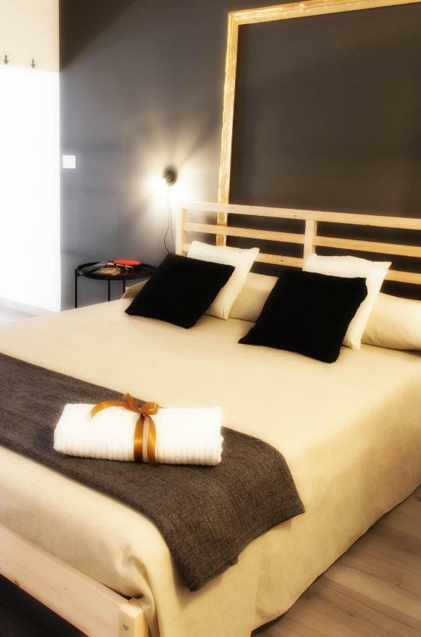 シラクーサ La Casa Di Peoヴィラ エクステリア 写真